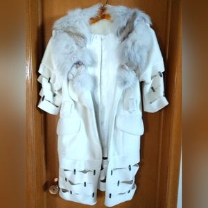 Amazing white coat with detachable rabbit fur.